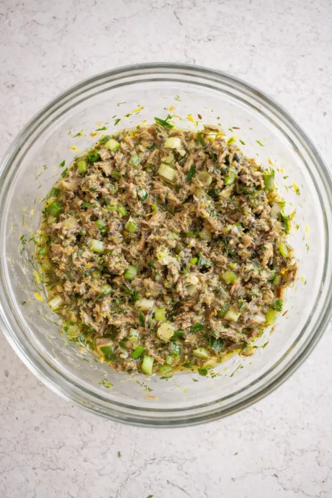 Finished sardine salad mixed evenly in bowl