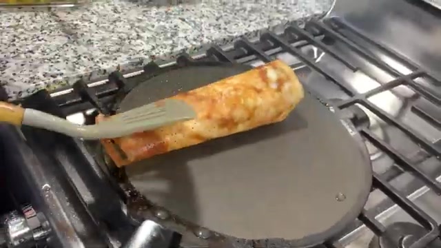 Crispy dosa filled with spiced cabbage curry